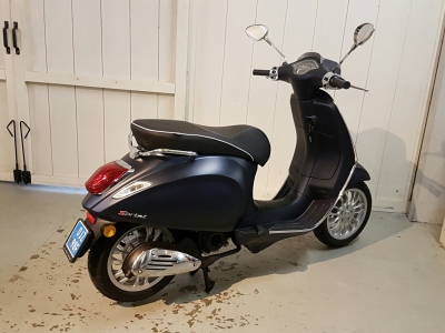 Vespa Sprint Blue Opaco