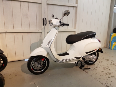 Vespa Sprint Montebianco
