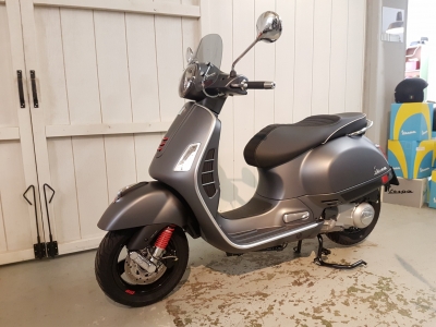 Vespa GTS 300 E4 Super Sport