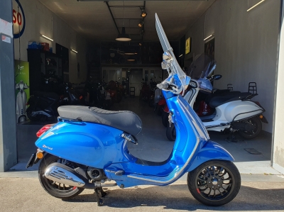 Vespa Sprint 4t-2v Blue Azzurro