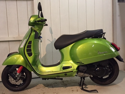 Vespa GTS 300 E4 Super black edition