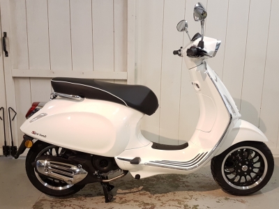 Vespa Sprint Bianco