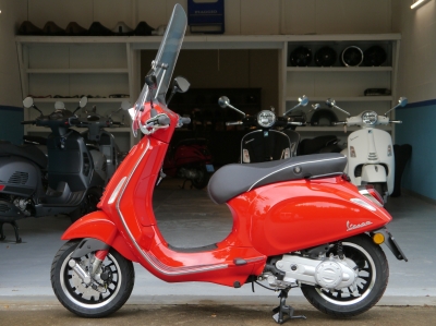 Vespa Sprint Rosso