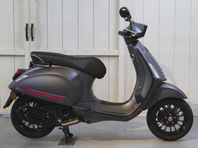 Vespa Sprint S Grigio Titanio Notte Edition