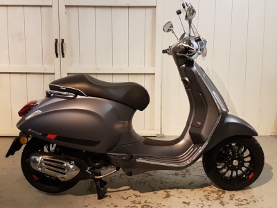 Vespa Sprint mono seat